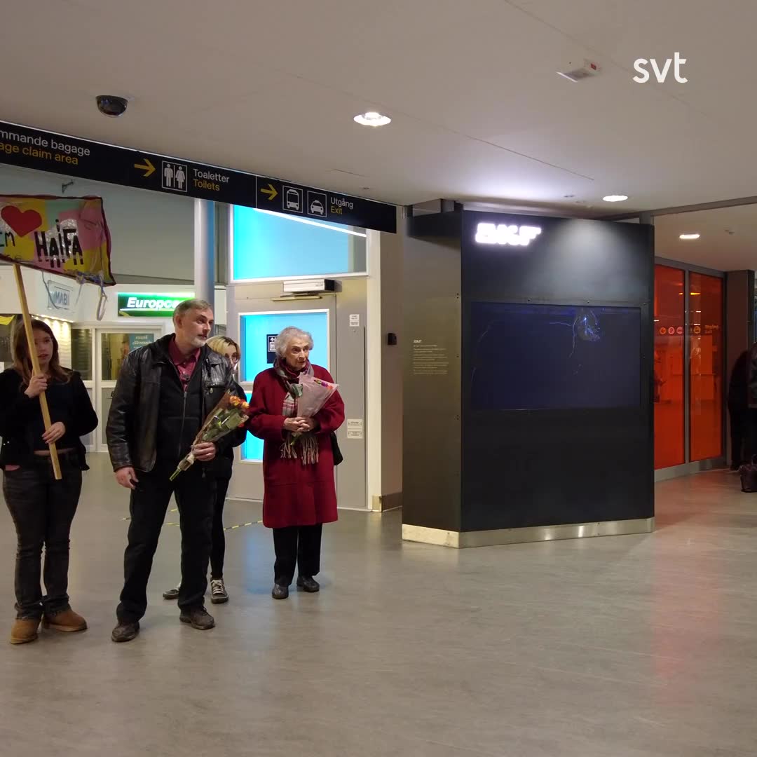 Se när Haifa och Roger från Boden återförenas efter utvisningen